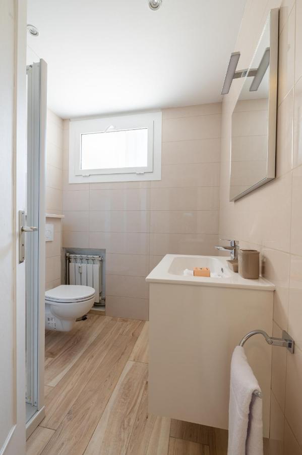 Cosy Soleia, 50m From Sea Side Apartment *